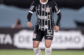Fagner durante jogo do Corinthians contra o Racing pela Sul-Americana