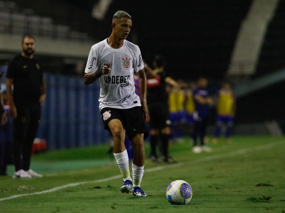 s 15h, o Corinthians visita o Palmeiras pela segunda rodada do Brasileiro